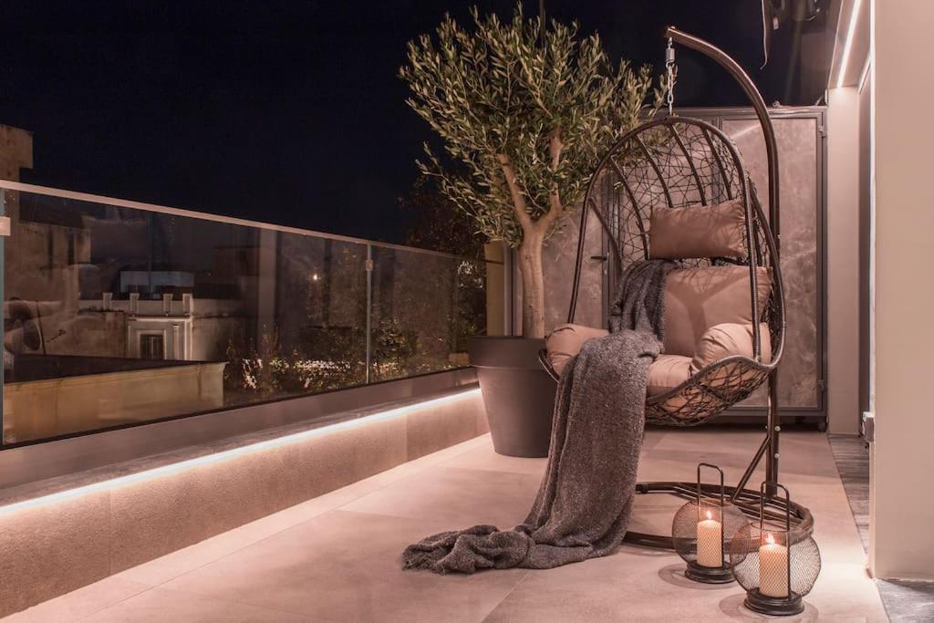 Luxury Acropolis View Apartment-Living Stone Black Pearl Athens Exterior photo