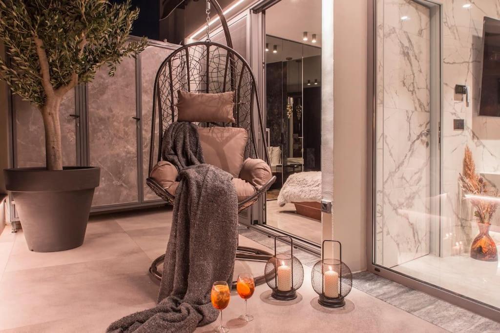 Luxury Acropolis View Apartment-Living Stone Black Pearl Athens Exterior photo