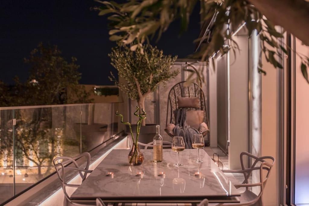 Luxury Acropolis View Apartment-Living Stone Black Pearl Athens Exterior photo